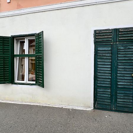 Vio'S Getaway Apartment Sibiu Exterior photo